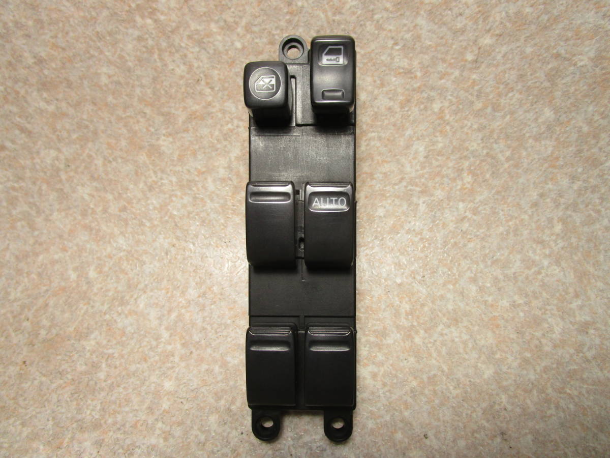 サニー FB15 パワーウィンドウスイッチ 運転席 #1179拍卖