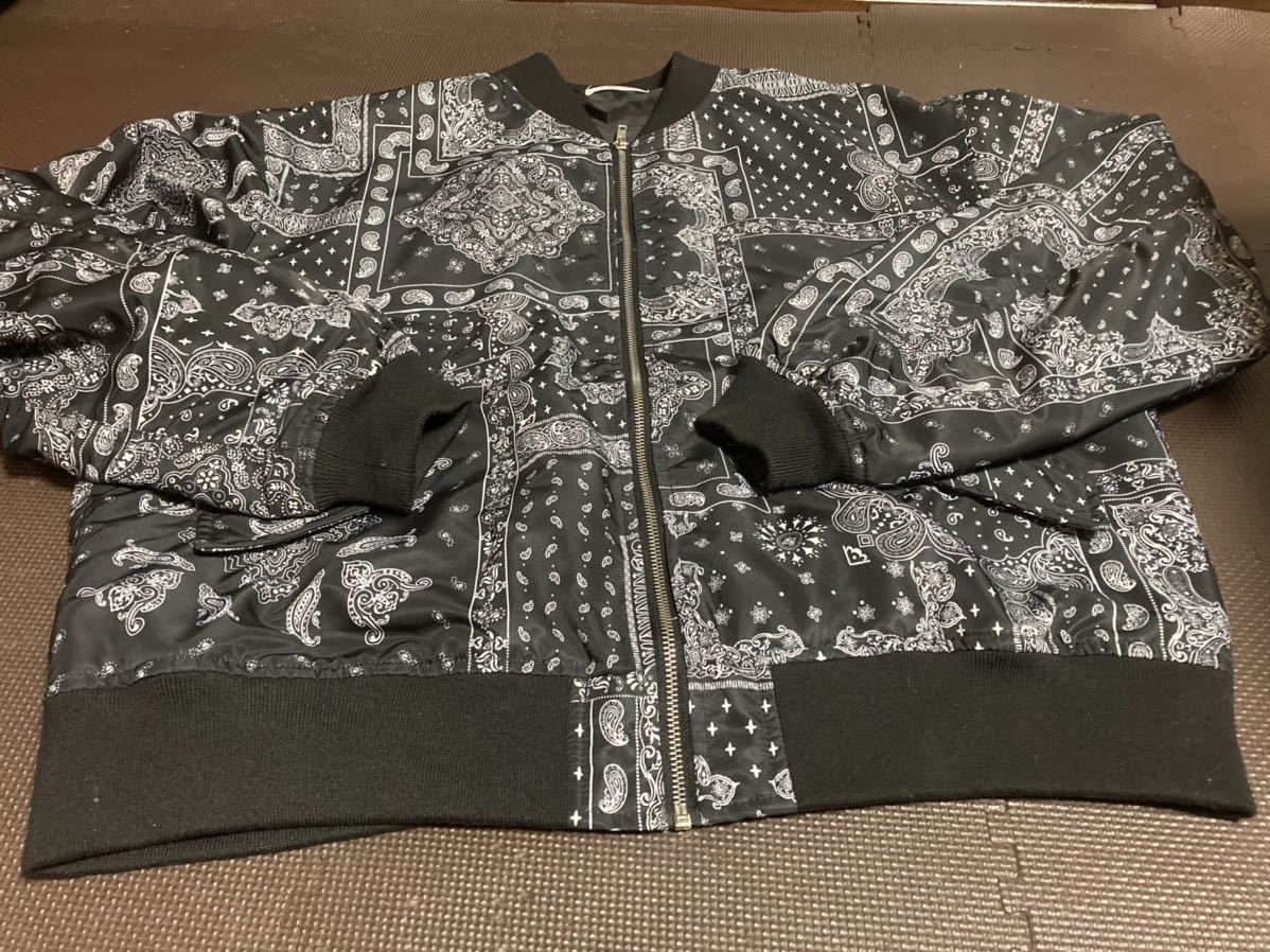 美品WEGOウィゴ黒ペイズリー柄ジャンパー サイズM拍卖