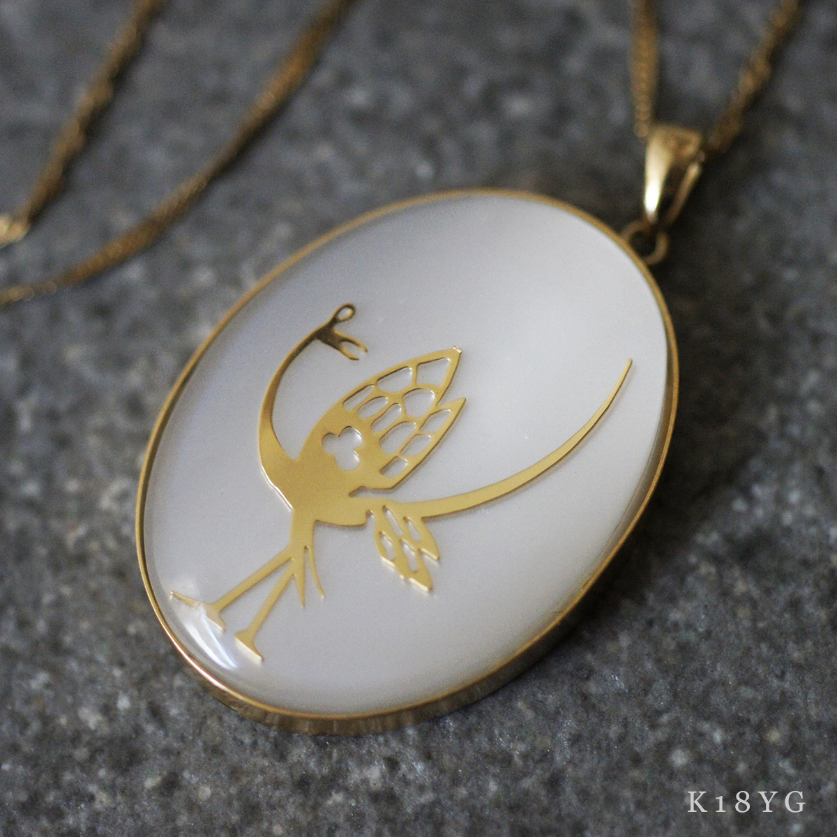 美品 K18 YG 鶴 モチーフ オーバル ペンダント トップ 5.2g ネックレス レディース アクセサリー イエロー ゴールド 750 金 ヴィンテージ拍卖