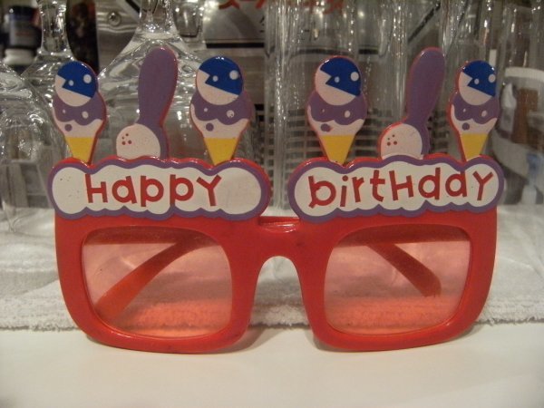 昭和レトロ★バブル全盛期★90年代★当時物 モータウン ケーキ 祝 誕生日 サングラス★パンク ヤンキー アメ車 パーティー 仮装 マジシャン拍卖