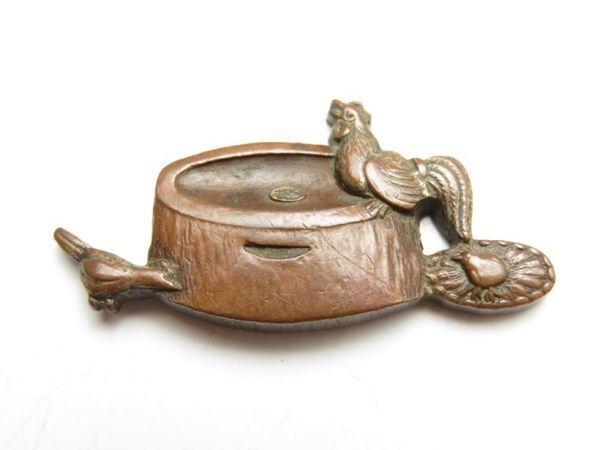 【2370】刀装具 江戸~ オリジナル 銅地 薄に鶏金具 7g(初品・買取品)拍卖