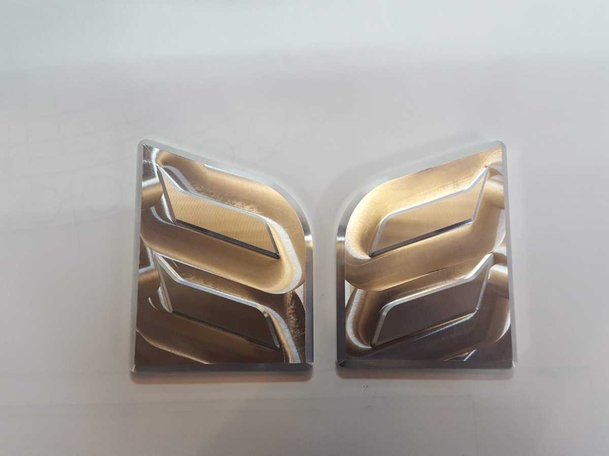 アルミ削りだし 【ジャイロX用ヒールパッド】 その他 ドレスアップ 汎用品拍卖