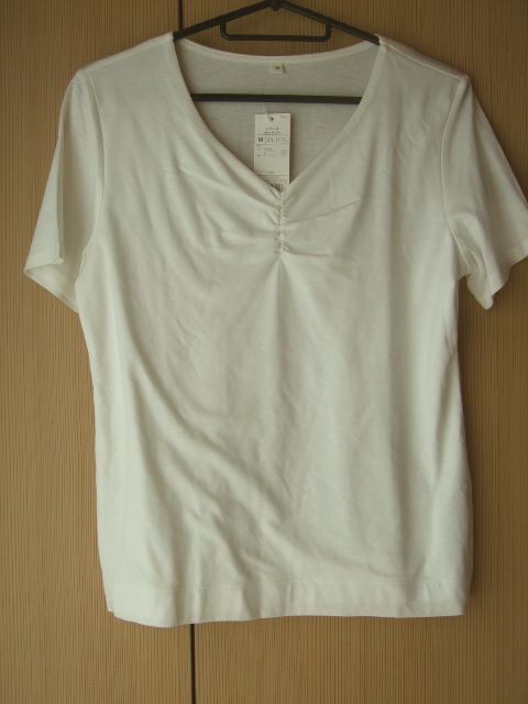 レディース未使用A992■Mサイズ■オフホワイト半袖Tシャツカットソー拍卖