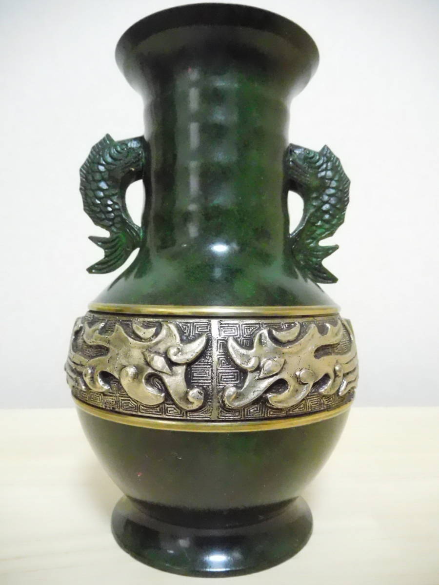K75-101ふ 花瓶 銅製 古代柄 双耳 記念品贈呈品 中古 高さ約21cm (6-上)拍卖