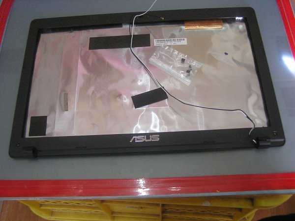 ASUS X552WA-B-SX015 等用 液晶部ケースのみ表裏 %拍卖