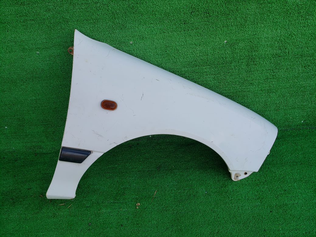 スズキ カルタス AA44S フェンダー 右拍卖