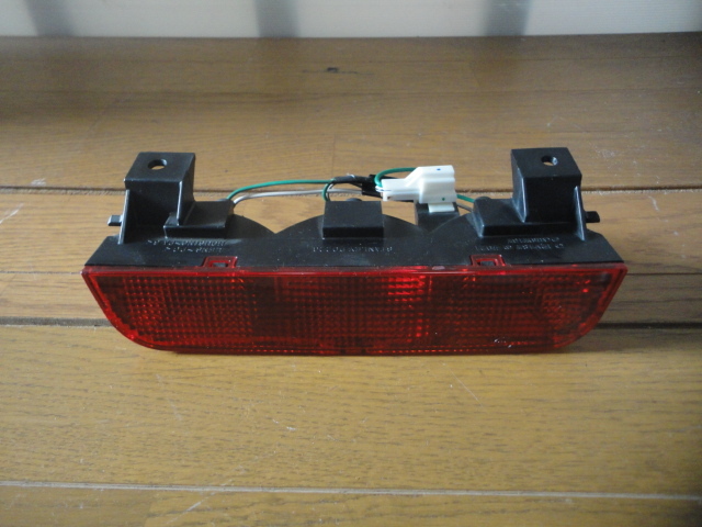 三菱 トッポ H82A 純正ハイマウントストップランプ ライト レンズ テール ブレーキ 【ミツビシ Toppo拍卖