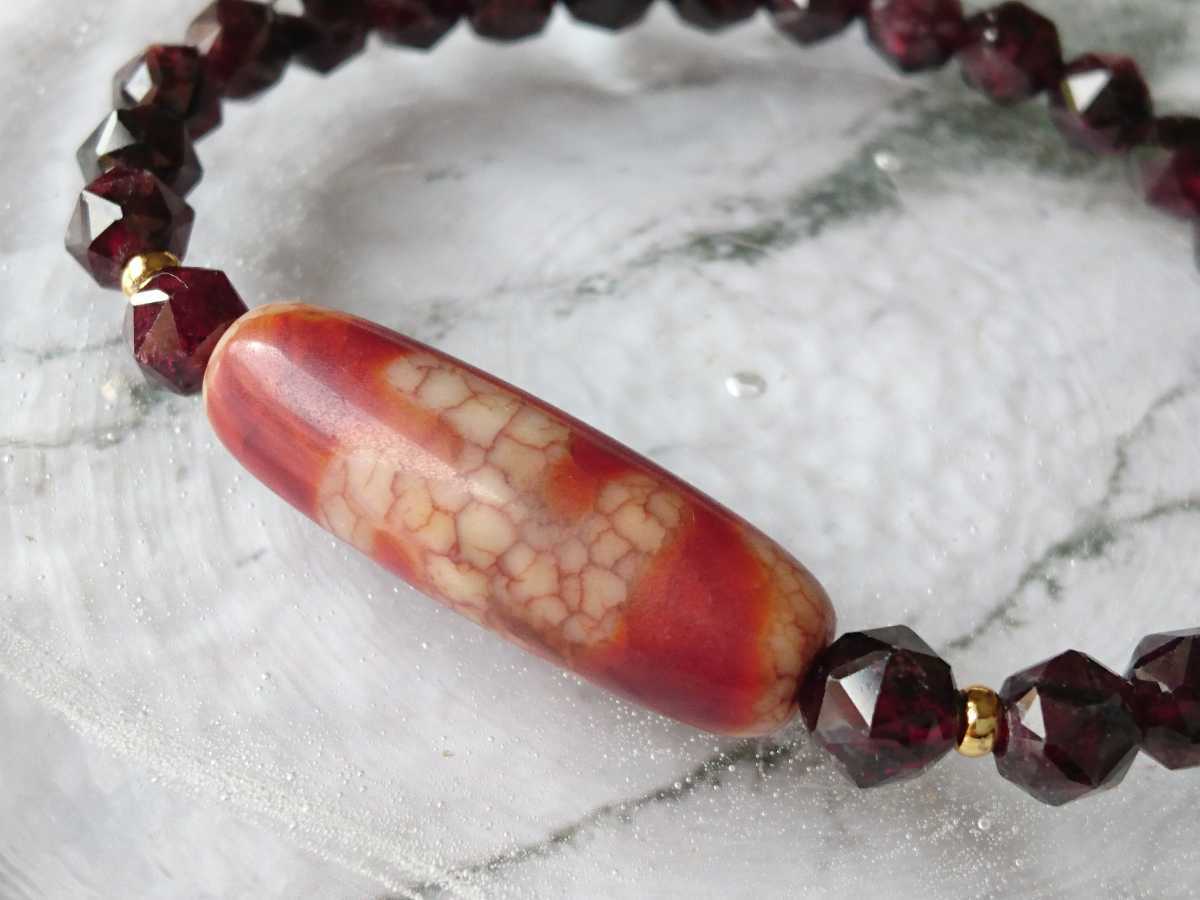 卍一眼天珠☆ガーネットブレスレット拍卖
