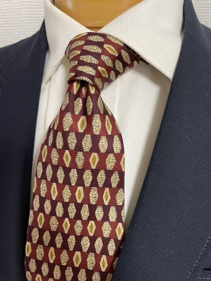 【美品】ヴィンテージネクタイ シルク100%プリントネクタイ イタリア製高級シルク日本製 大剣約9.5cm 太めのラペルに エンジ系拍卖