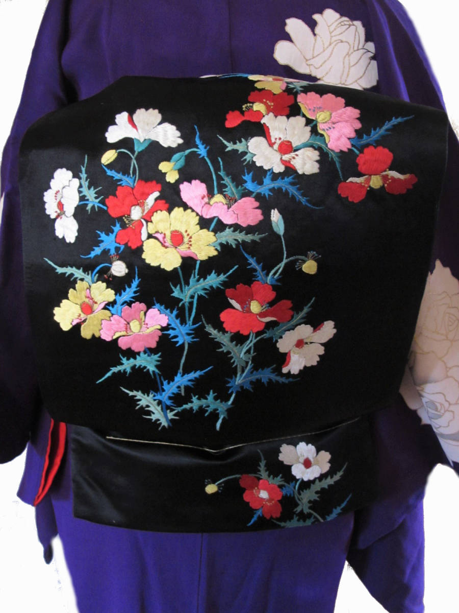 写実的 ポピーの総刺繍アンティーク名古屋帯 芥子の花拍卖
