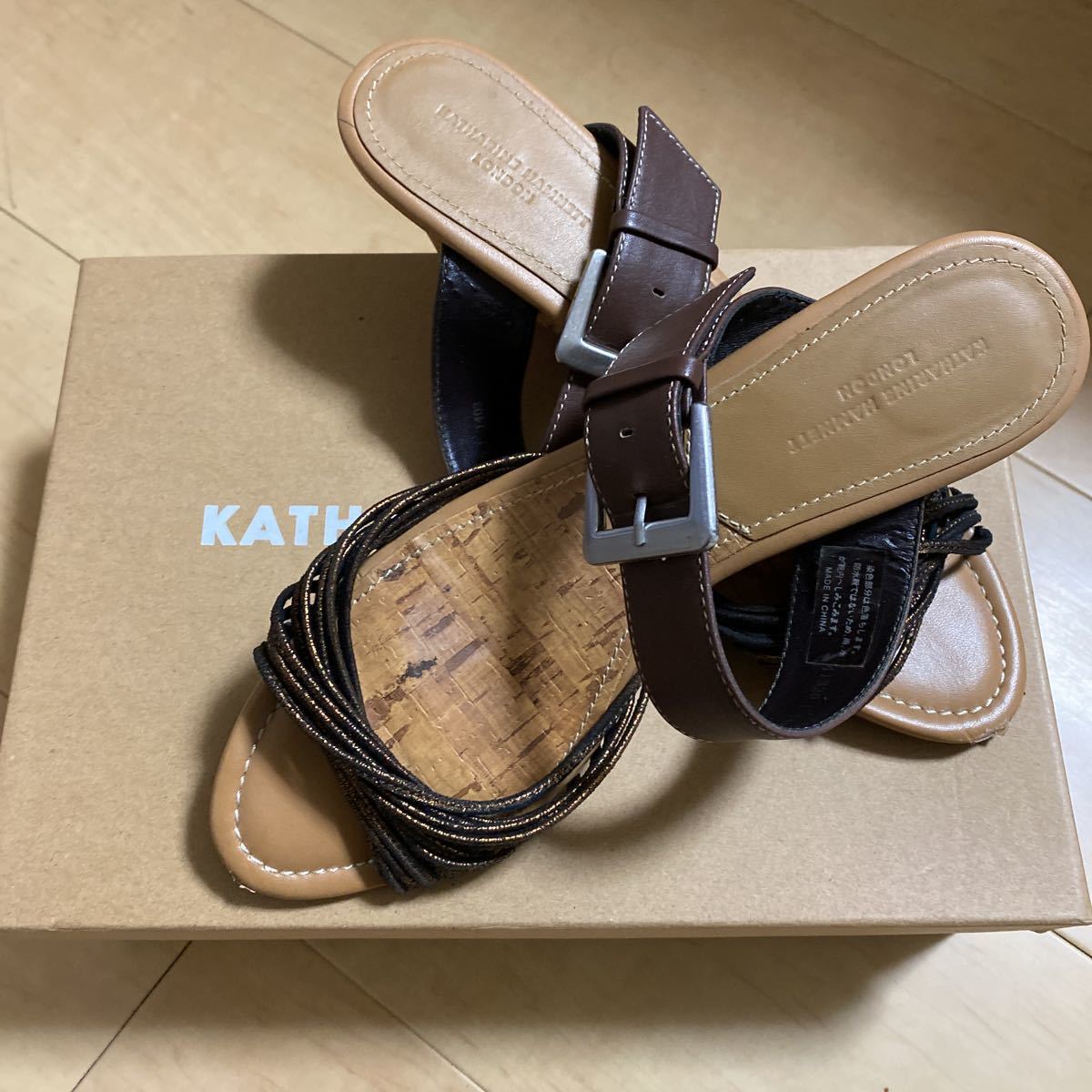KATHARINEHAMNETTサンダル ブラウン系拍卖