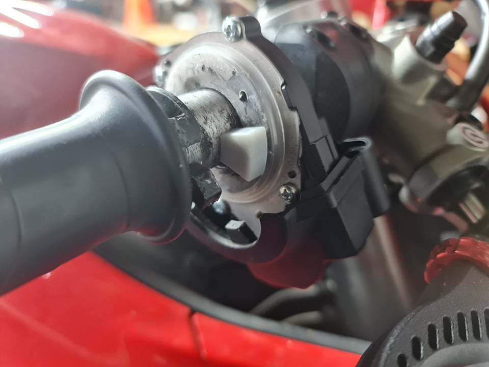 RACETORX スロットルスペーサーキット ドカティ パニガーレ モンスター ディアベル ムルティストラーダ スーパースポーツ ハイパーモタード拍卖