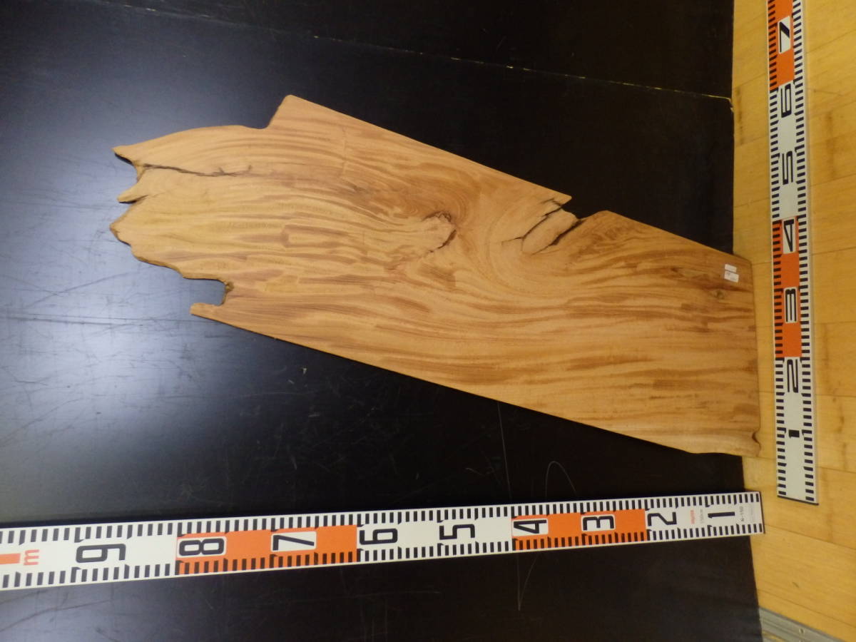 b1111614●厚約1cm 欅☆無垢板1枚板 木材 板 DIY 板材 天板 棚板 テーブル 看板 花台など種類豊富!拍卖