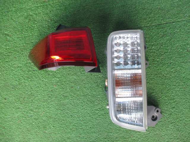 ☆★DBA-TE52 エルグランド 左テールランプ 上下セット★☆拍卖