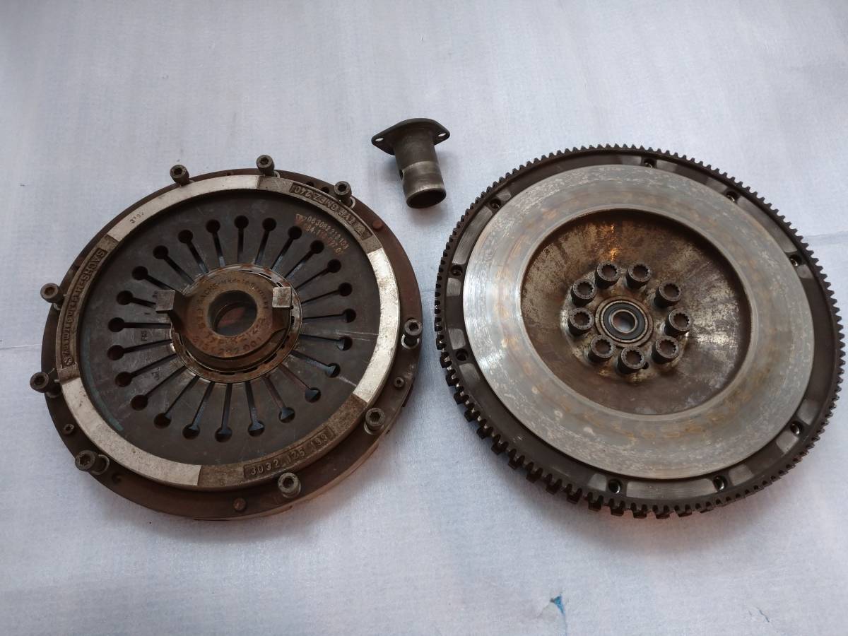 ポルシェ 964 993 RS クラッチセット 中古品拍卖