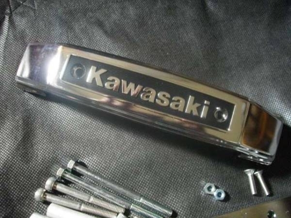 ゼフアー1100 ZEPHYR1100 ゼフアー1100 メッキ フロント ステム 三つ又 KAWASAKI エンブレム セット 新品拍卖