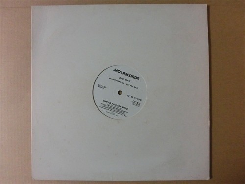 One Way featuring Al Hudsonピースフル・ミディアムWho’s Foolin’ Who拍卖