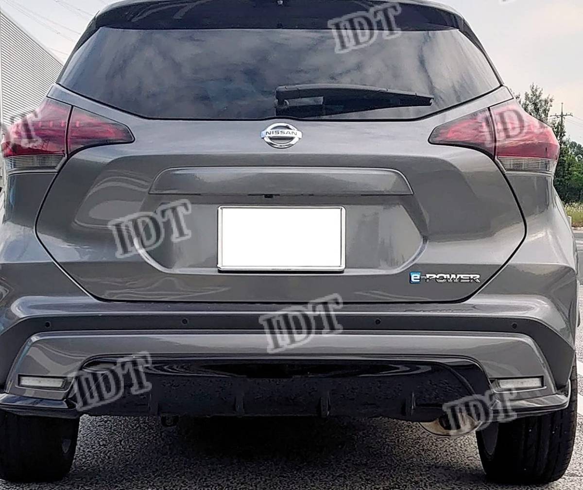 IDT ミニウエス付 日産 キックス クリア LED リフレクター ランプ リア 反射板 テール 点灯 ライト リヤフォグ 左右セット KICKS (クリア)拍卖