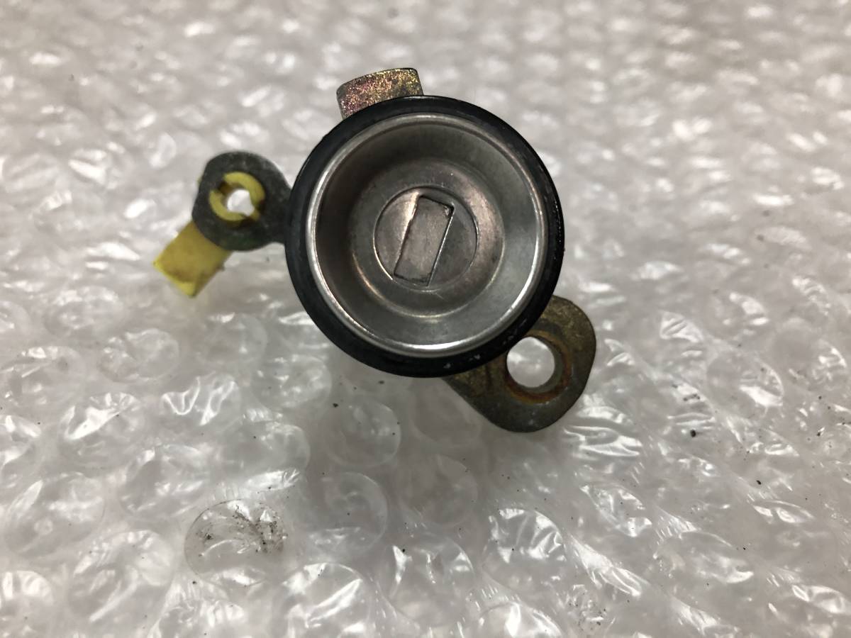 L6-09 ランクル 80 ドア キーシリンダー FZJ80G FJ80G HZJ81V HDJ81V (右フロント 右前 右F 運転席)ドア拍卖