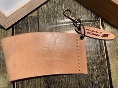 【姫路レザー】ハンドメイド コーヒースリーブ 革 本革 ナチュラル拍卖