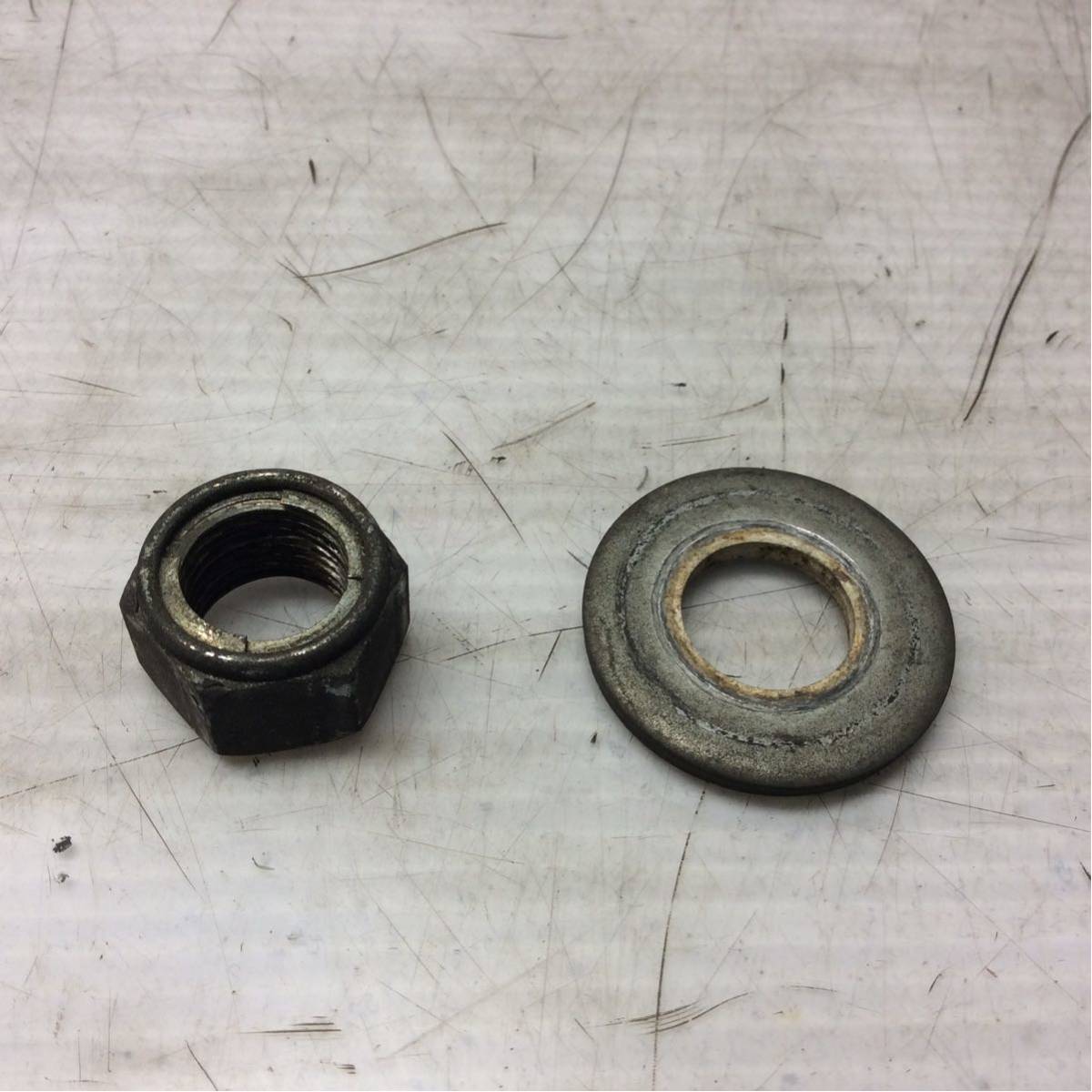 B23-29 スズキ レッツ2 CA1PA リアホイール ナット 純正部品拍卖