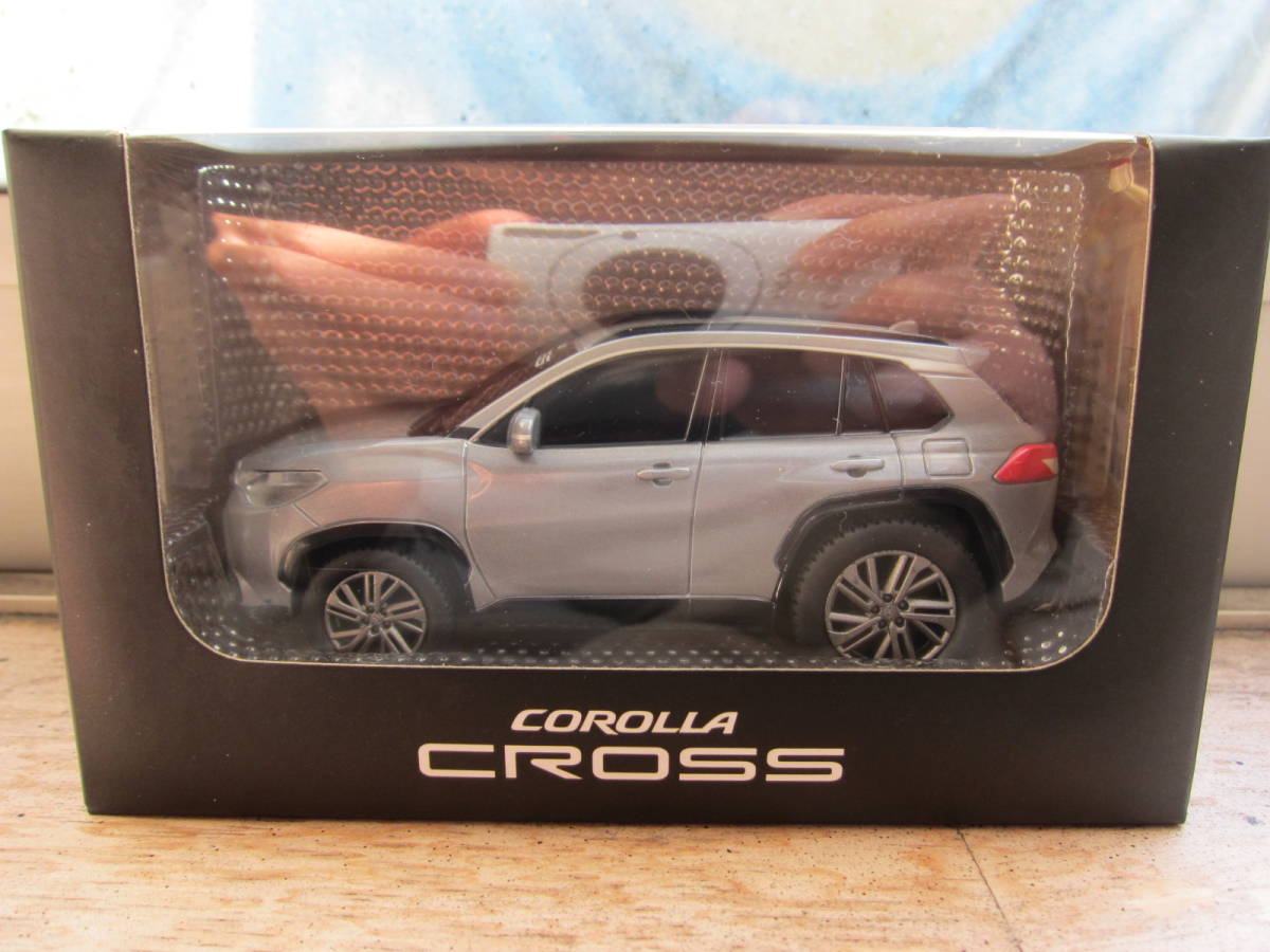 【新品】 【未開封】 【非売品】 トヨタ カローラクロス プルバックカー グレー 拍卖