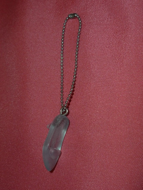 激レア!2005年 ディズニー クラシックス マスコットフィギュアキーチェーン (非売品)④シンデレラ ガラスの靴拍卖