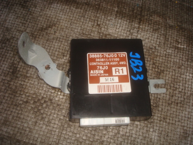 115 ジムニー JB23W 4WD コンピューター拍卖