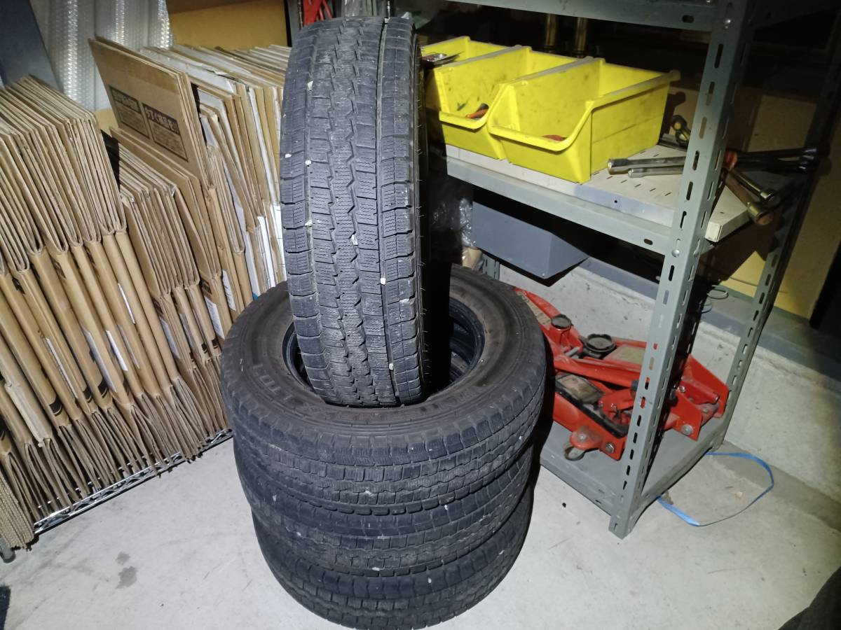 195/75R15 LT ダンロップ ウィンターマックス LT03 8.5山 No.35拍卖