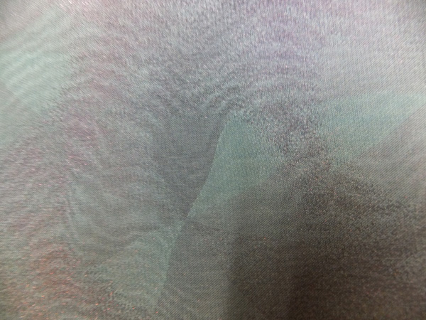 薄い薄い地紋のあるオ-ガンジ-に暈かし加工をしました拍卖