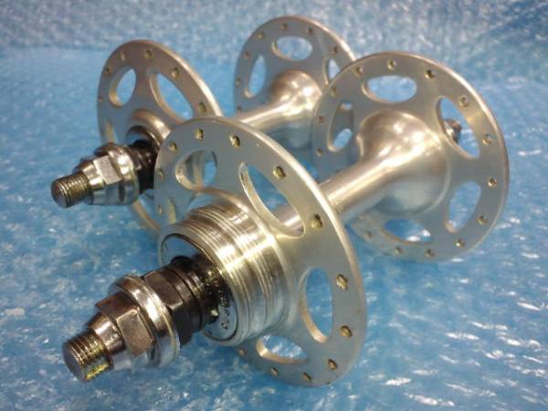 シマノDURA-ACE☆HA-300ハブ☆32H!拍卖