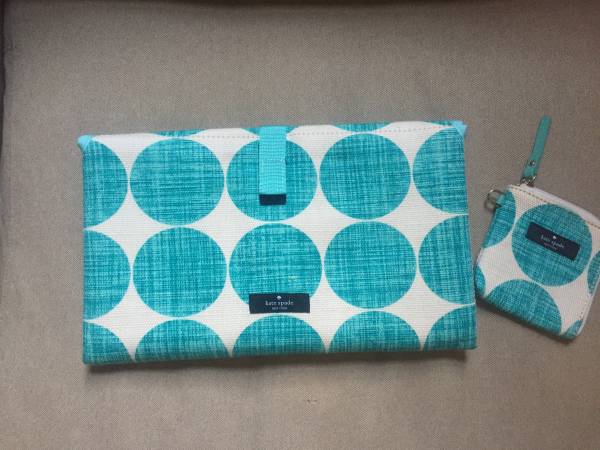 kate spade おむつ替えシート 水玉 ミニポーチ付き拍卖