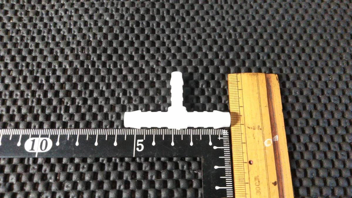 【T型 異径 ホース ジョイント】★外径 8㎜×6㎜×8㎜★T字★1本¥580円!!★ドイツ製 ガソリン オイル 水 空気★カスタム マシンに!!★☆b拍卖