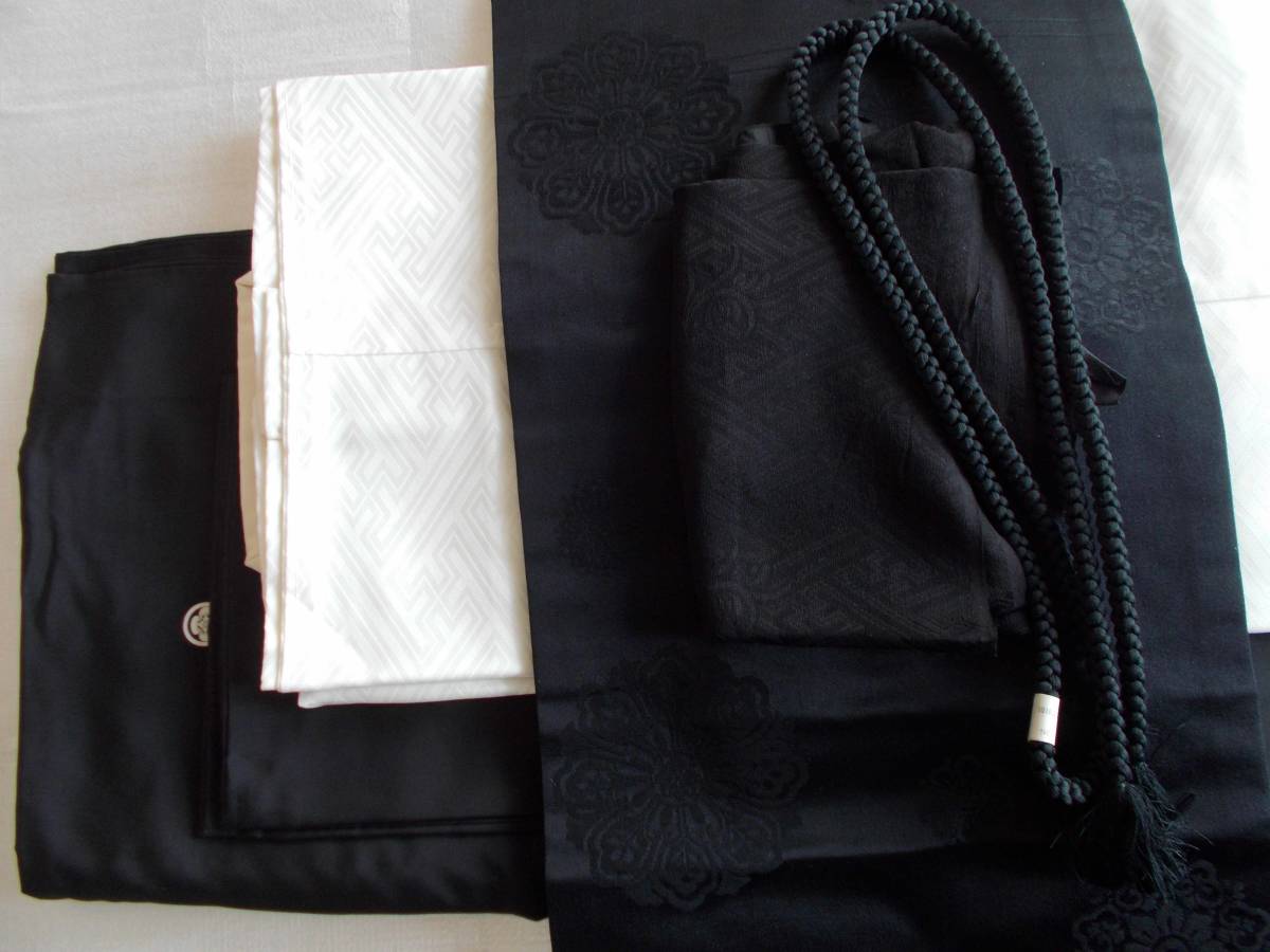 喪服 袷 五つ紋 丸に木瓜紋(もっこうもん) 和装 着物 レディース 長襦袢 帯 帯締 帯上 5点セット 値下げ交渉あり拍卖