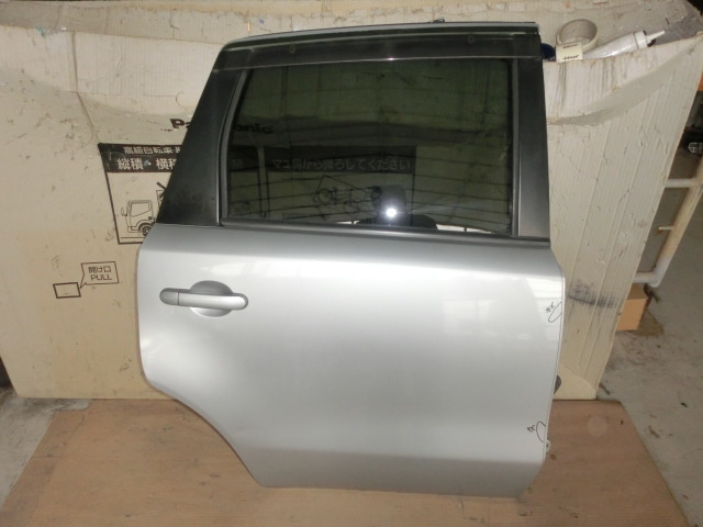 後期ノート 右 リア ドア K23 平成24年 DBA-E11 15X SV 後期 4.3万km拍卖