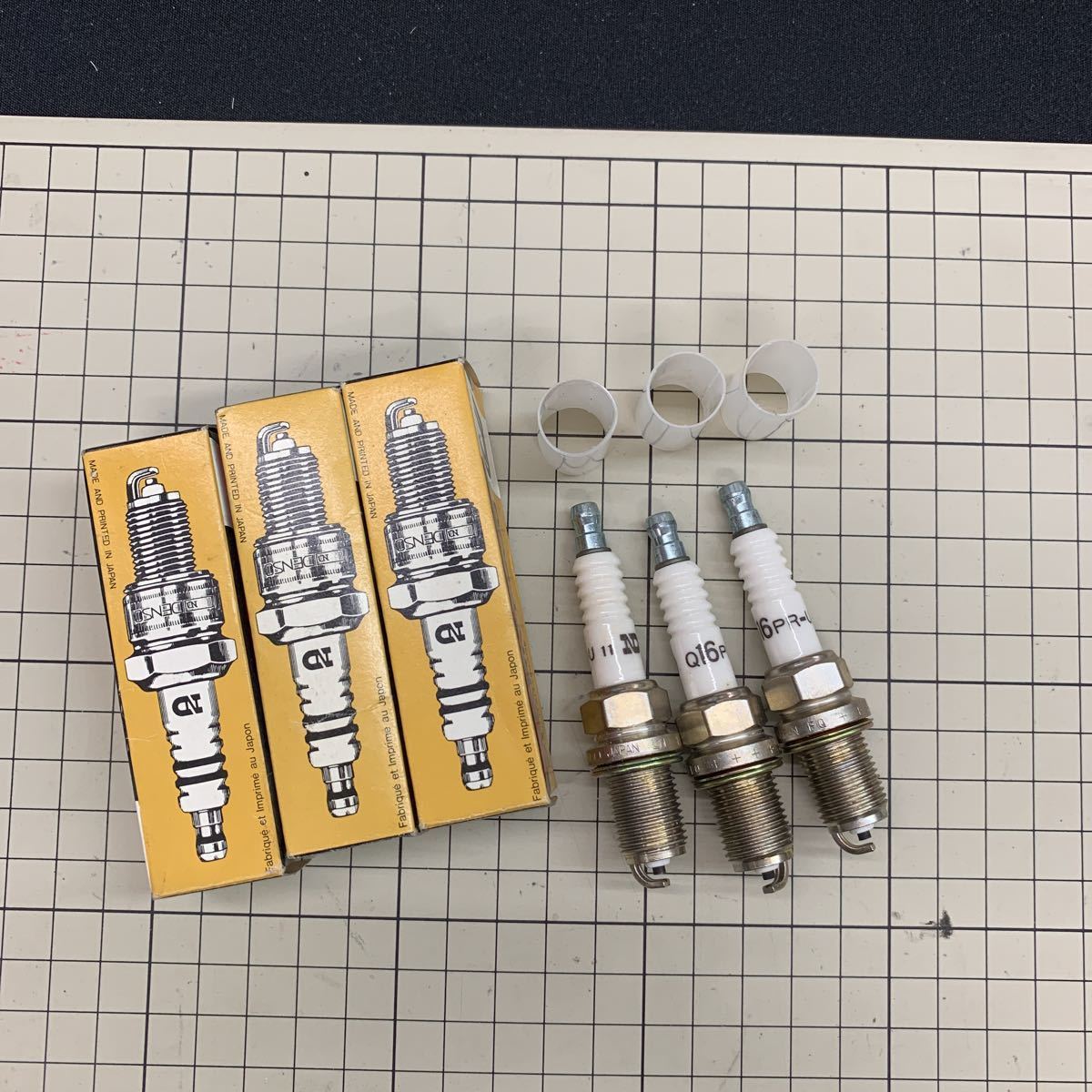 ■送料無料♪倉庫内整理品 スパークプラグ Q16PR-U11 DENSO 3本 90098-66034 未使用■拍卖