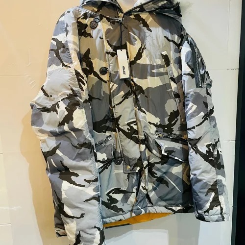 PALACE P-3B DOWN JACKET Lサイズ カモフラ パレス ダウンジャケット拍卖