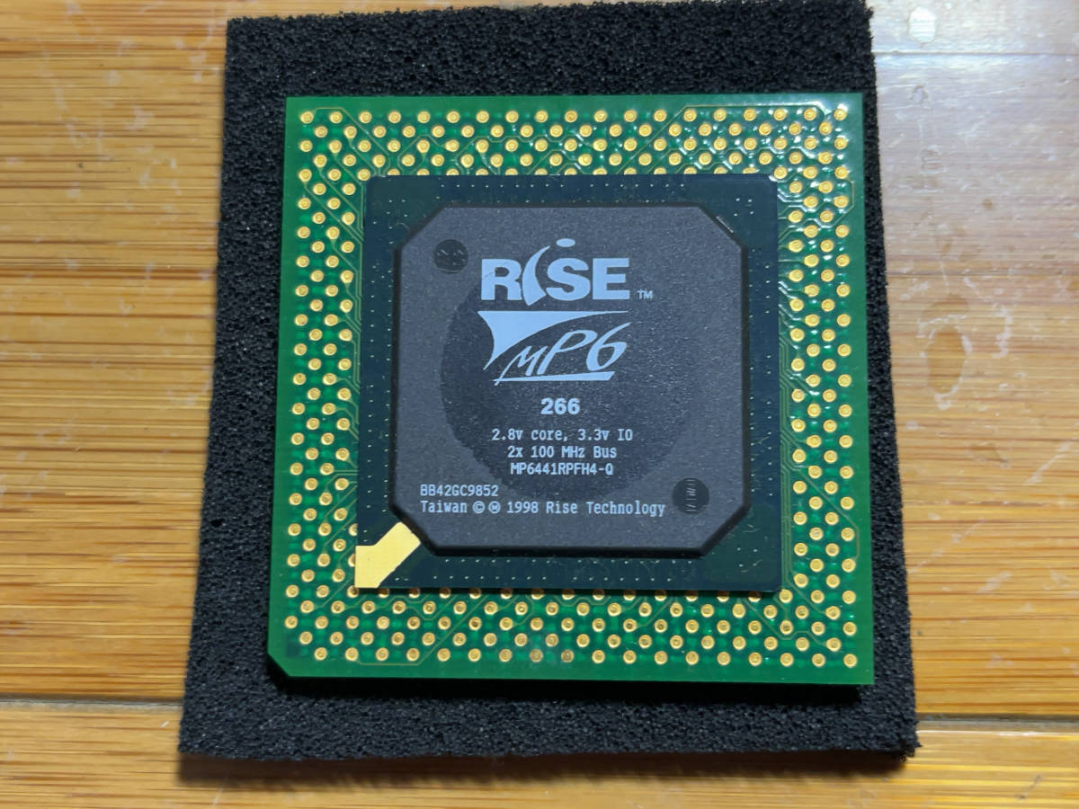 【超貴重】Rise Technology社製 x86互換CPU「mP6 266MHz」 Socket7拍卖