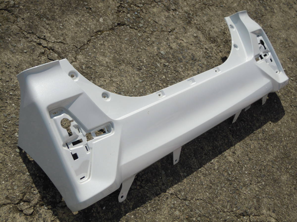 Q タントカスタム LA650/LA660 リアバンパー 52159-B2B70 ダイハツ拍卖