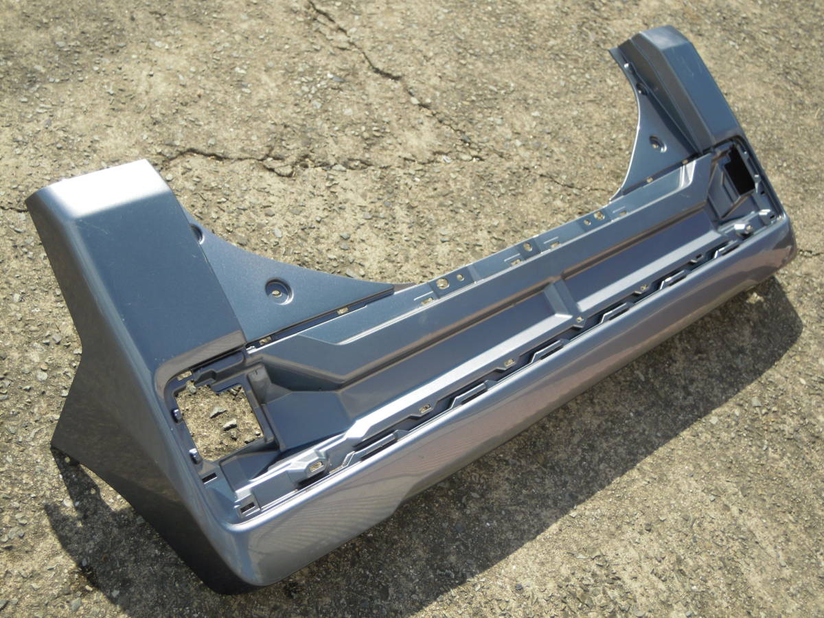 Q LA700S LA710S ウェイク 純正 リアバンパー 52159-B2770拍卖