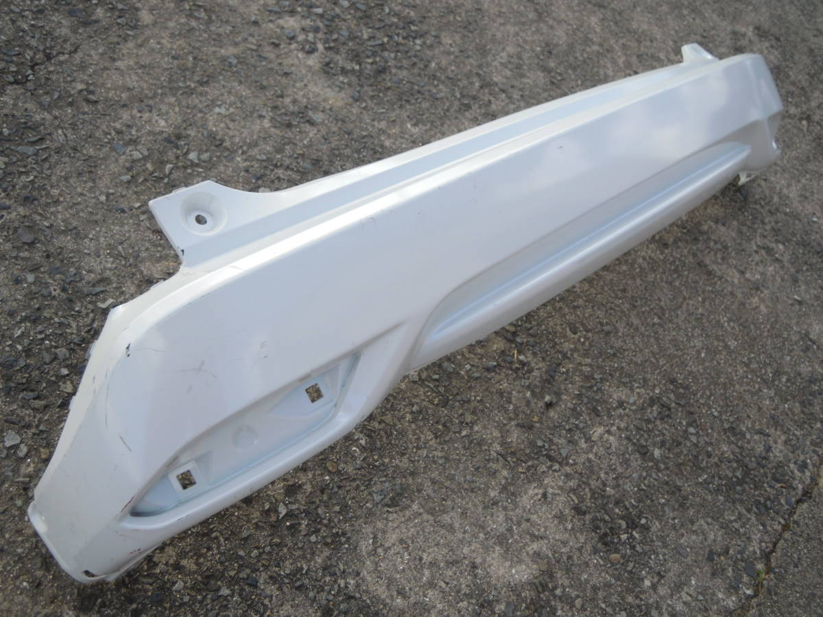 Q RU1 RU2 RU3 RU4 ヴェゼル 純正 リアバンパー 71501-T7A-ZZ00拍卖