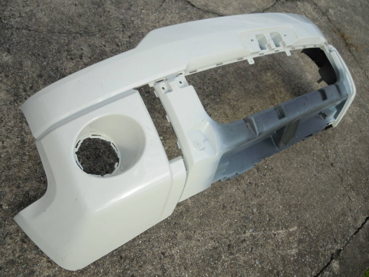 Q CV1W CV2W CV4W CV5W 前期 デリカD5 純正 フロントバンパー 6400F818ZZ拍卖