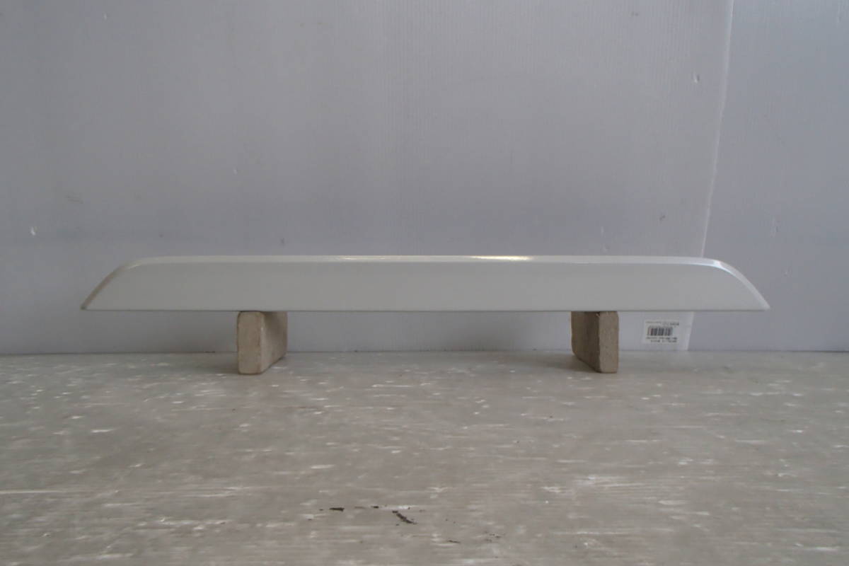 RW1/RW2/RT5/RT6 CR-V CRV ハイブリッド HV 純正 バックドア リアゲート ガーニッシュ NH883P プラチナホワイト 74890-TLA-A0/A1 22-136拍卖