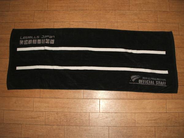 非売品★当時物★コナミスポーツ★OFFICIAL STAFF インストラクター LesMills レスミルズ タオル★BTSJ ボディーコンバット ボディーパンプ拍卖