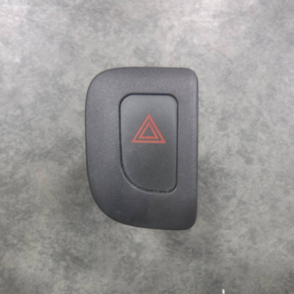 プレーリーM12リバティPM12リバティーPNM12センターパネル日産ニッサン純正ハザード スイッチ非常灯ハザート スイッチ部品取り車あり拍卖