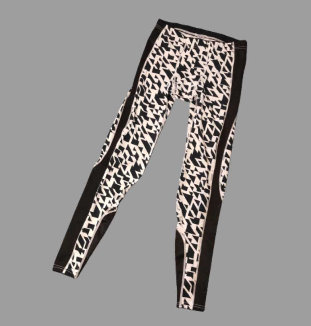 19◆ GUNZE グンゼ BODY WILD ボディワイルド レギンス タイツ スパッツ LL ブラック ホワイト 日本製 拍卖