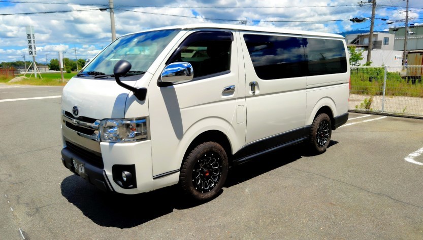 SILKROAD/シルクロード ABS スプラッシュガード ハイエース H200系 サイドパネル ソリッドブラック拍卖