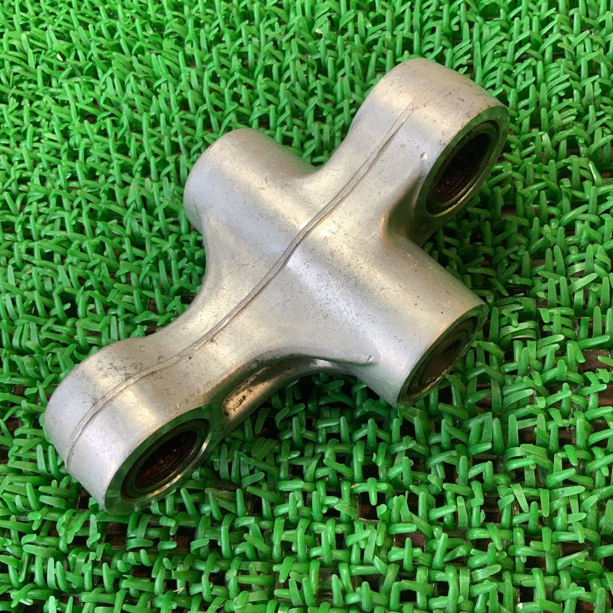 5-81R SUZUKI スズキ RF400R GK78A 純正 リアショックリンク 中古 部品 バイク拍卖