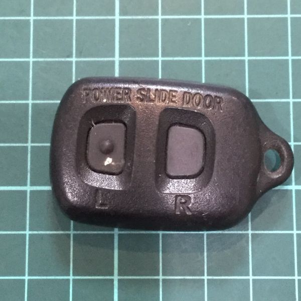 @TA2022 全国一律送185円 トヨタ純正 キーレス リモコン シエンタ アルファード エスティマ ANH10 ACR30等 パワースライド 2B拍卖