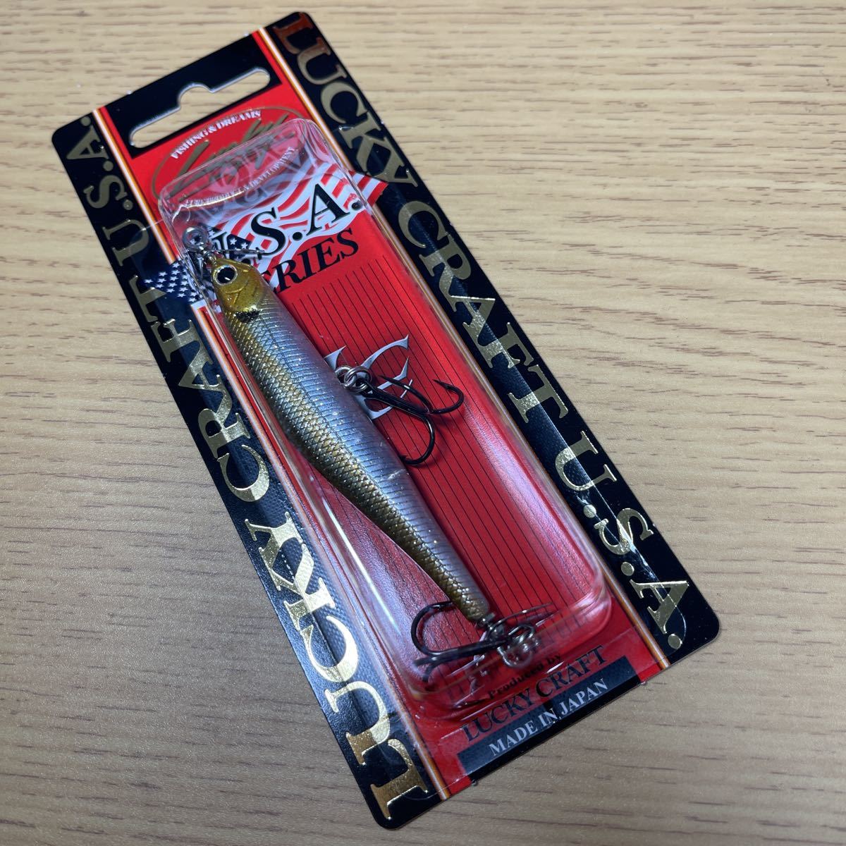 【新品未使用】ラッキークラフト スクリューポインター80 フレークフレークゴールデンセクシーミノー(ID05410)拍卖